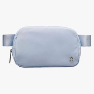 Everywhere belt bag 1L